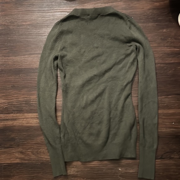 EXPRESS Crewneck Sweater in Olive Green - Size Small - Picture 5 of 5